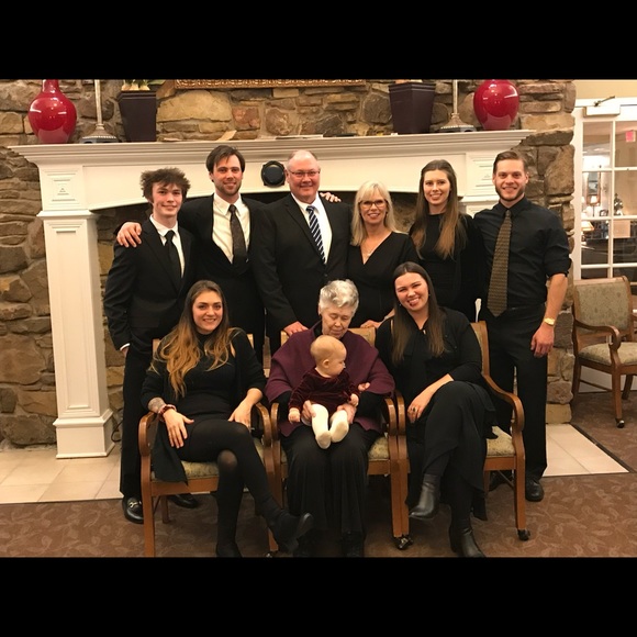 🌸Mary🌸 - Picture 2 of 4